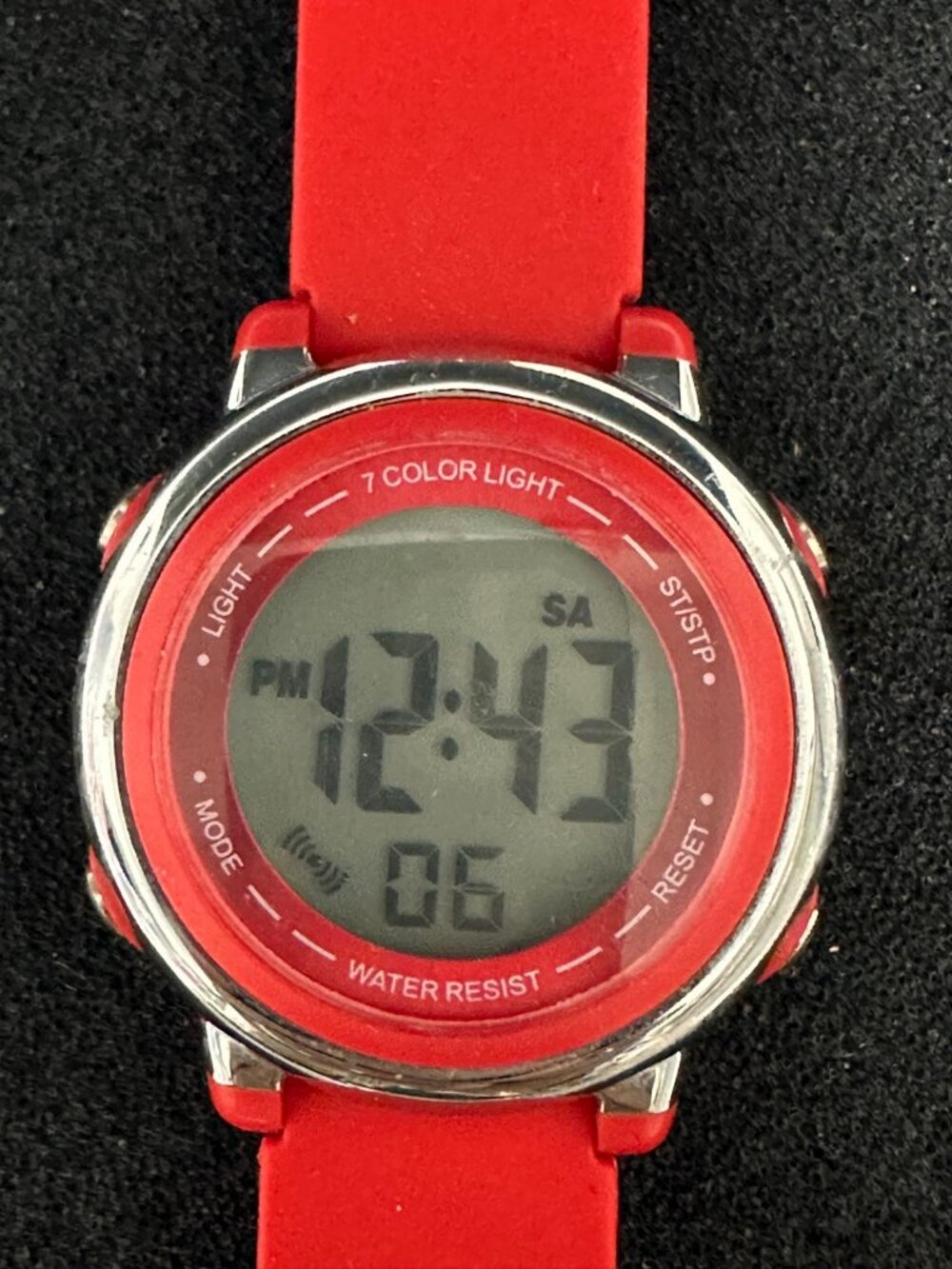 Skmei Womens Digital Watch Silver Tone Red Backlight Round New Battery 8.5"
